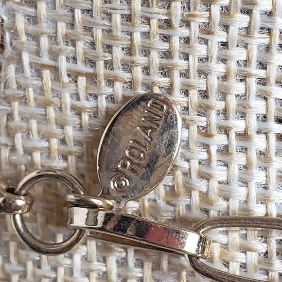 VINTAGE ROLAND Long Goldtone Enameled Necklace - Picture 4 of 6